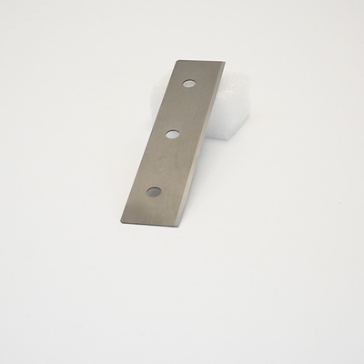 Cuchilla de corte para fibra química de tres orificios de aleación de carburo de tungsteno cementado personalizada para máquina industrial de corte de película de tejido