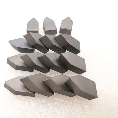 Customized Size High Wear Resistance Tungsten Carbide Brazed Tips with YG6 YG6X YG8 YG9C YG11C YG13C Alloy Specification