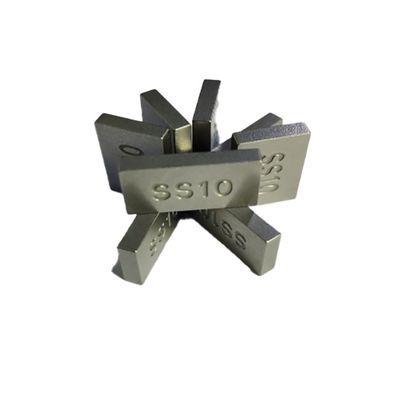 Las puntas soldadas con carburo de tungsteno de aleación YG8 personalizada con densidad 14,75 g/cm3 dureza 90,0 HRA y TRS 3200 Mpa