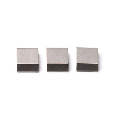 Puntas soldadas de carburo de tungsteno personalizadas con dureza YG8, resistencia a la compresión y forma cuadrada para corte de piedra