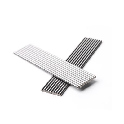 Varilla de carburo de tungsteno personalizada con grados de aleación YG8-YG13C, alta densidad 12.00-14.90 g/cm3 y dureza 86.5-93.6 HRA para brocas y fresadoras